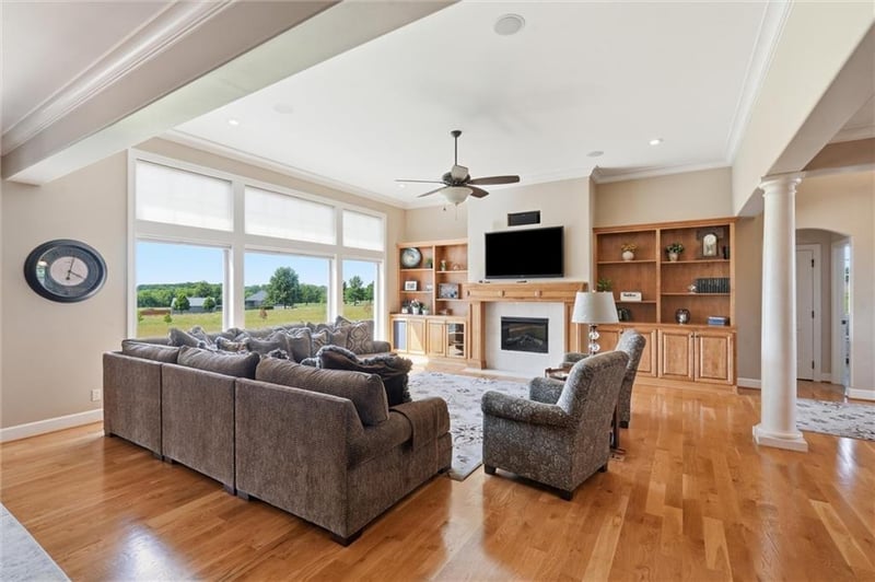 21618 State Route 291 Hw, Harrisonville, MO 64701