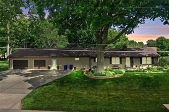 7327 Hardy St, Overland Park, KS 66204