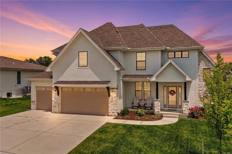 2705 Wheatley Dr, Blue Springs, MO 64029