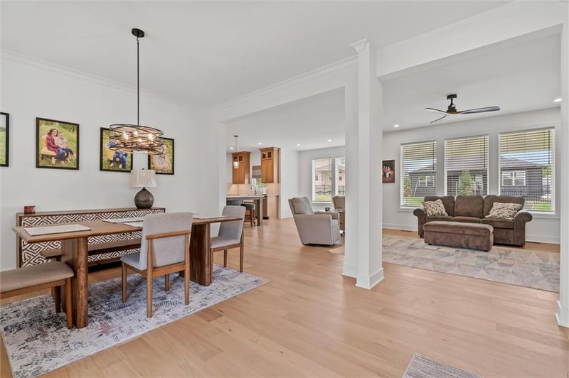 2705 Wheatley Dr, Blue Springs, MO 64029