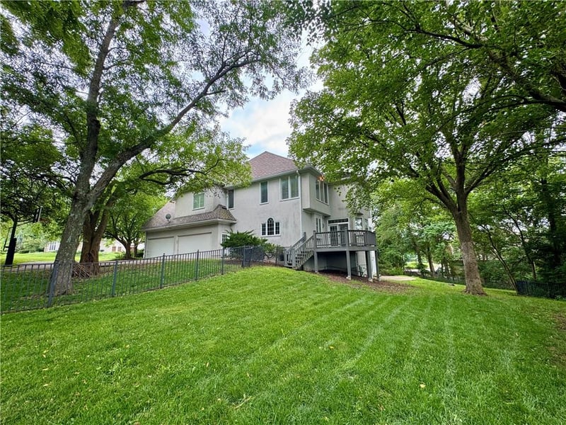 26450 106th Ter, Olathe, KS 66061