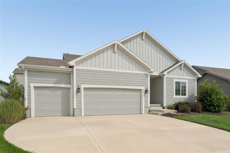 141 Griffin St, Blue Springs, MO 64064