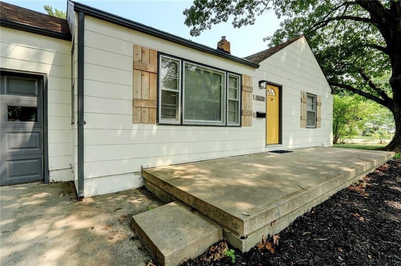 5520 Blue Ridge Blvd, Raytown, MO 64133