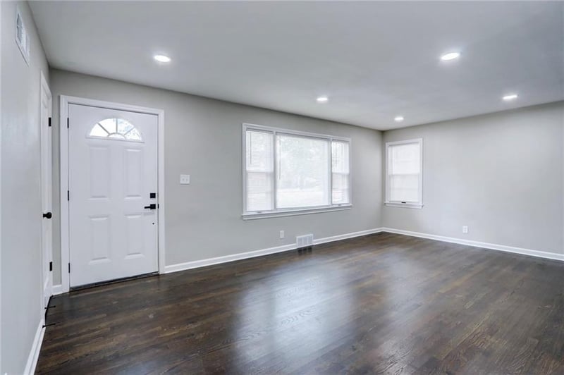 5520 Blue Ridge Blvd, Raytown, MO 64133