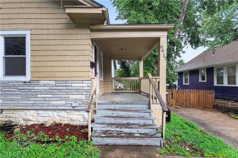 6617 Virginia Ave, Kansas City, MO 64131
