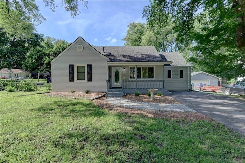 1201 31st St, Independence, MO 64055