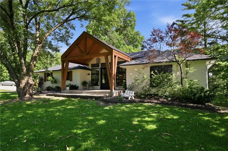 13901 Leavenworth Rd, Basehor, KS 66007