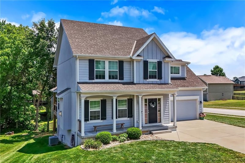 1613 Renea Ct, Kearney, MO 64060