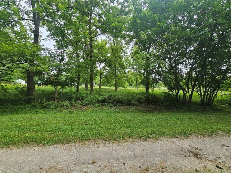 617 E Arthur St, Hamilton, MO 64644