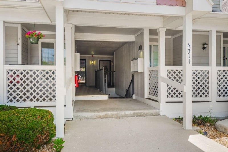 4311 Megan Ct #2, Independence, MO 64055
