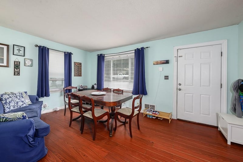 3932 Spruce Ave, Kansas City, MO 64117