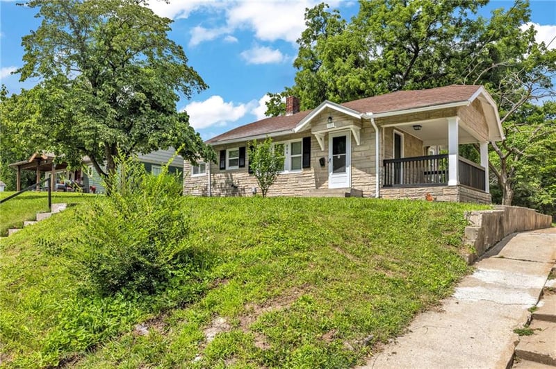 804 Grand Ave, Independence, MO 64050