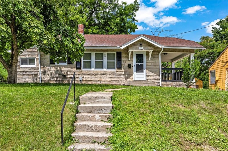 804 Grand Ave, Independence, MO 64050