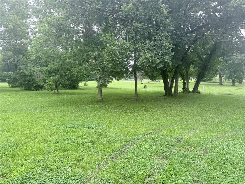 1315 Pine St, Independence, KS 67301