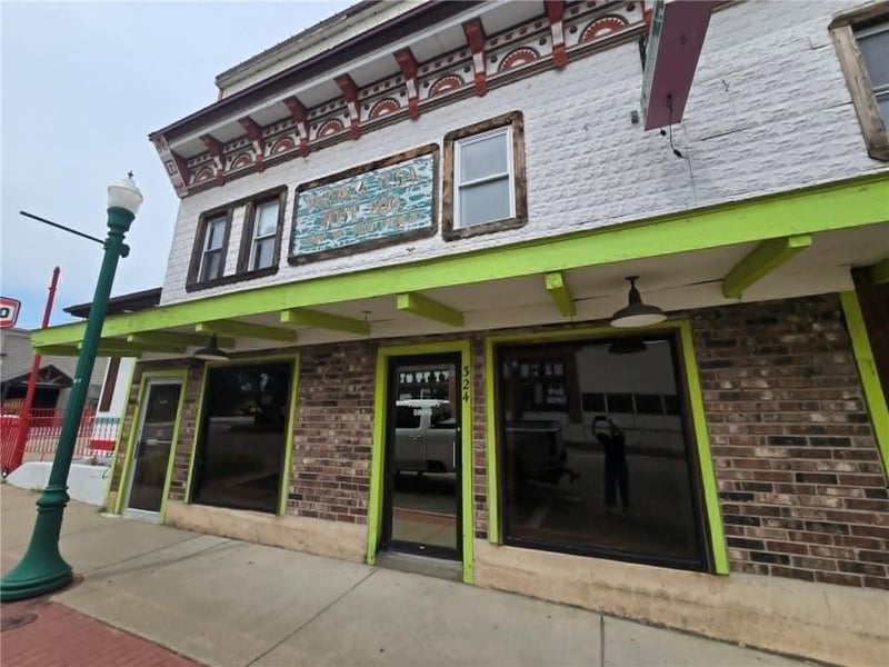 324 Main St, Warsaw, MO 65355