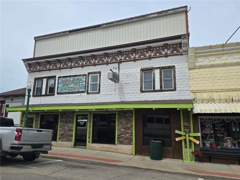 324 Main St, Warsaw, MO 65355