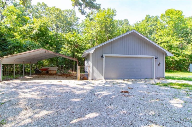 28418 Acorn Dr, Urbana, MO 65767