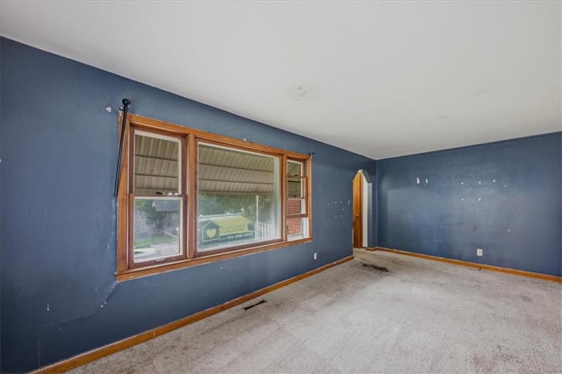 4206 Troup Ave, Kansas City, KS 66102