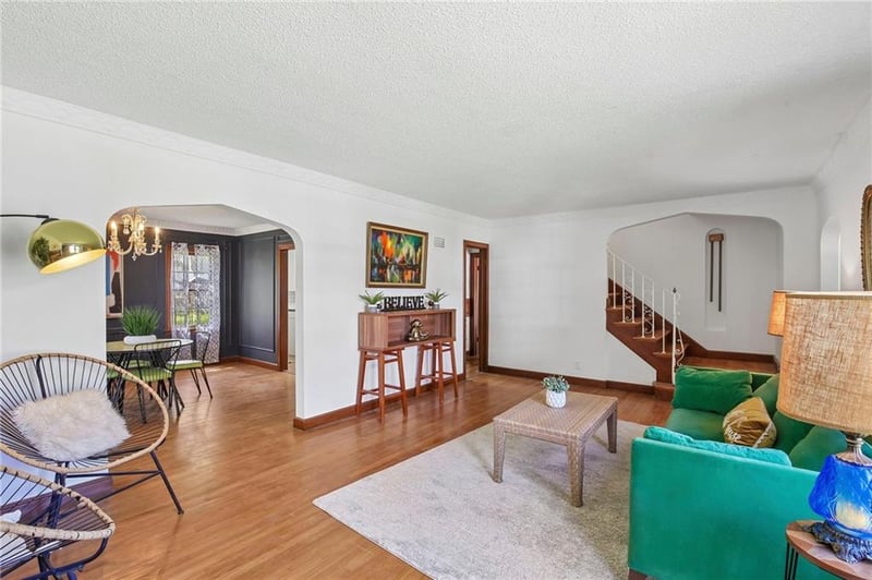 415 E 75th St, Kansas City, MO 64131