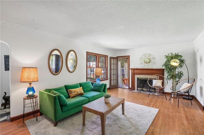 415 E 75th St, Kansas City, MO 64131