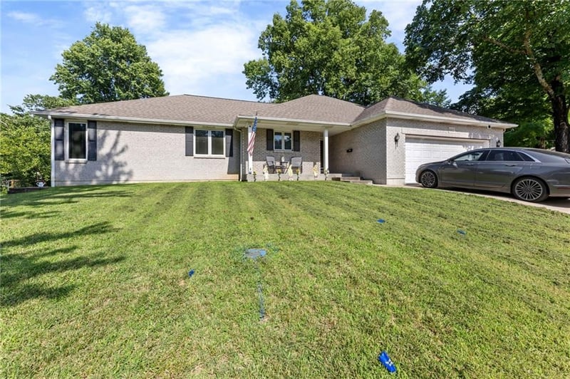 1112 Church St, Eudora, KS 66025