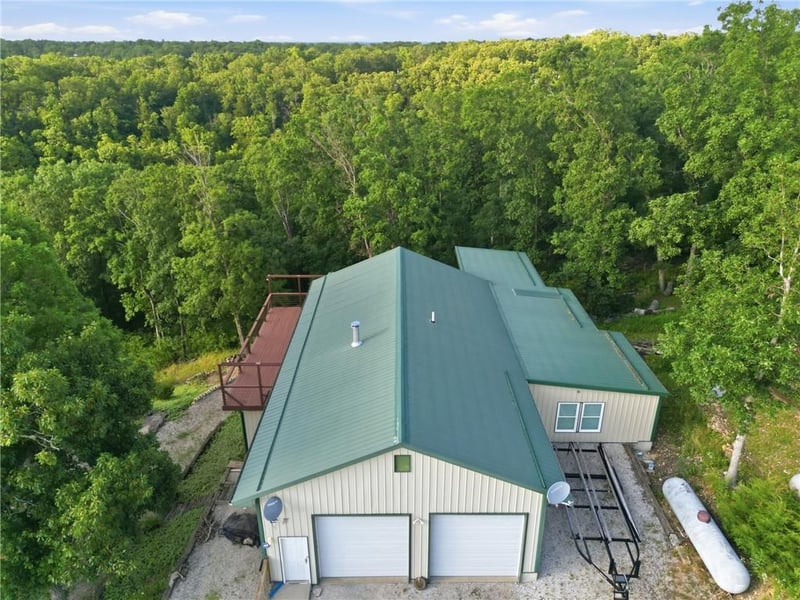 11045 Foothills Ln, Warsaw, MO 65355