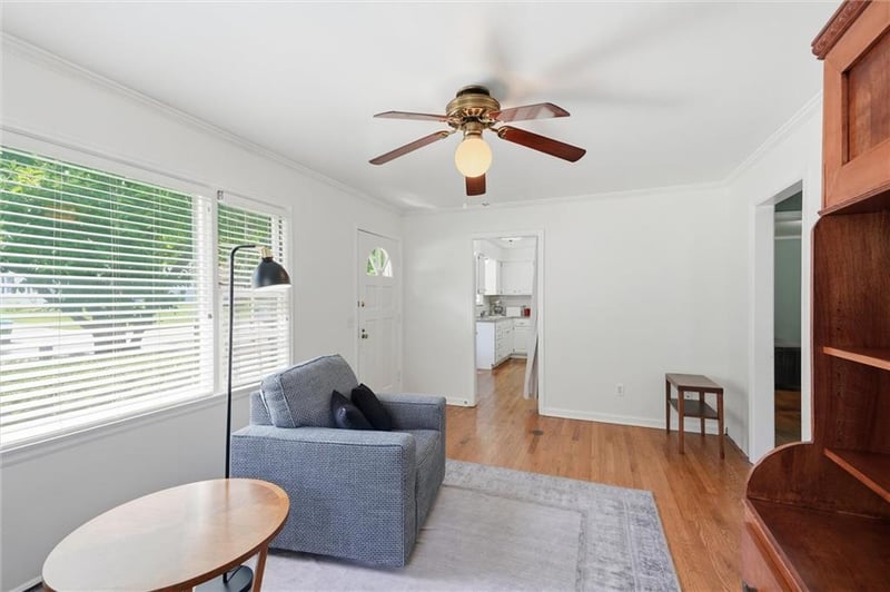 5427 Briar St, Roeland Park, KS 66205