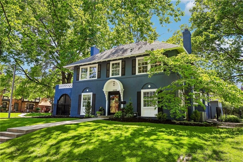 6450 Pennsylvania Ave, Kansas City, MO 64113