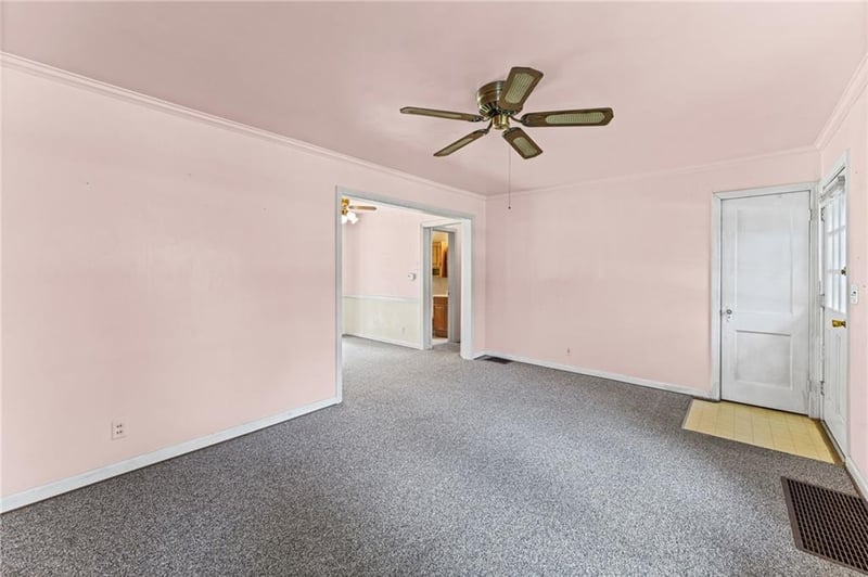 5525 Hadley St, Merriam, KS 66202