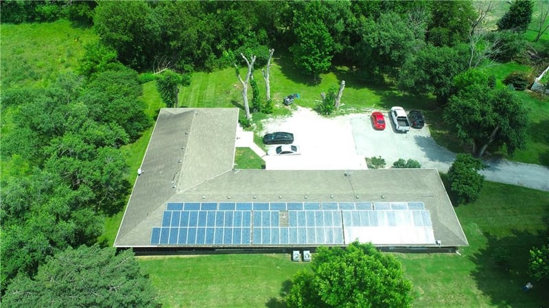 3611 Bishop Rd, St Joseph, MO 64506