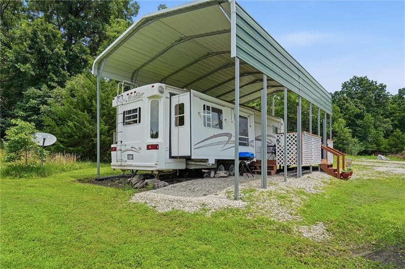 5 Hemlock Dr, Linn Valley, KS 66040