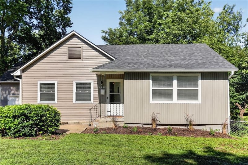 4740 Delmar St, Roeland Park, KS 66205