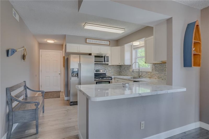 28 Wheel House Cir #4A, Lake Ozark, MO 65049
