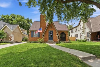 431 E 69th Ter, Kansas City, MO 64131