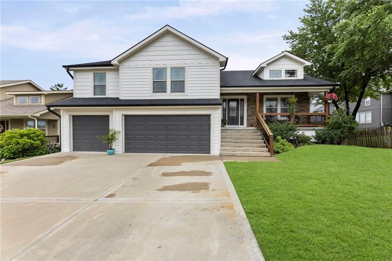 21431 47th Ter, Shawnee, KS 66218