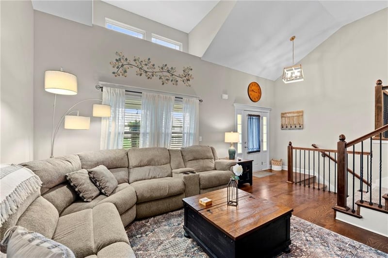 21431 47th Ter, Shawnee, KS 66218
