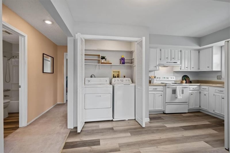 1434 64th Ter, Kansas City, MO 64118