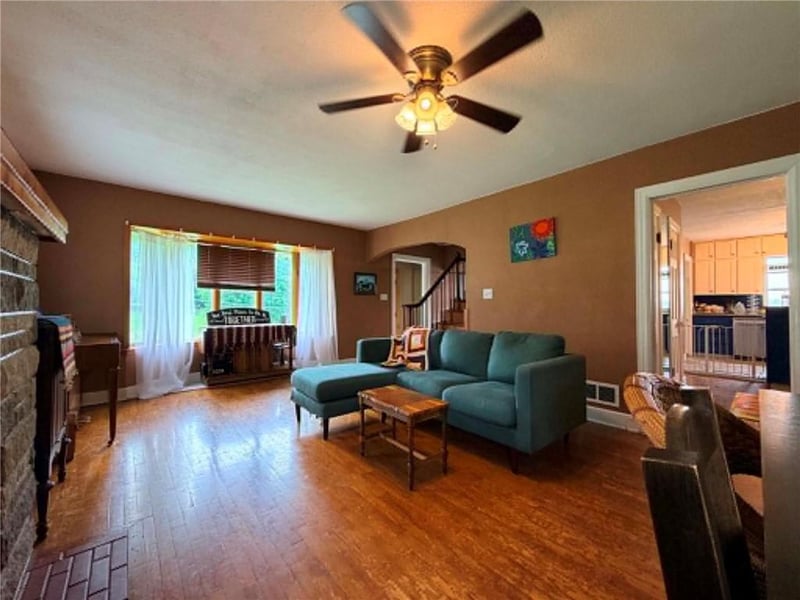 625 Walnut St, Osceola, MO 64776