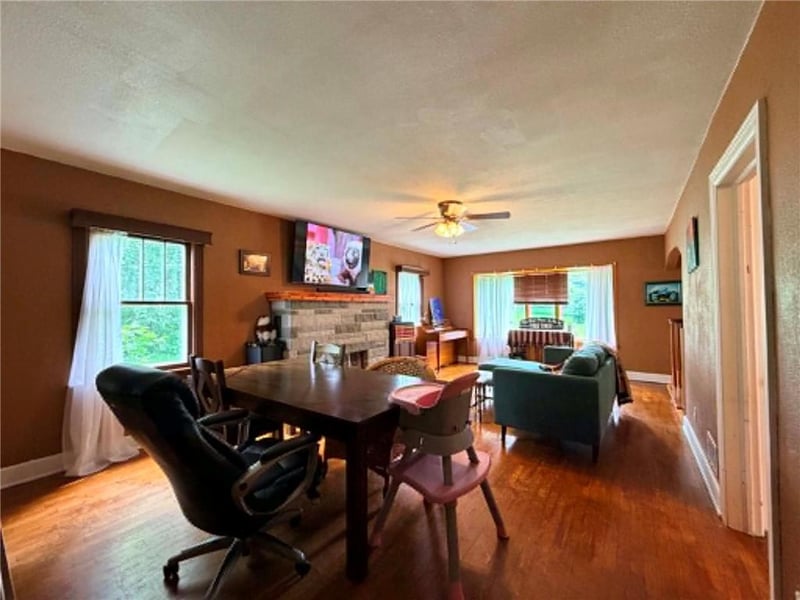 625 Walnut St, Osceola, MO 64776