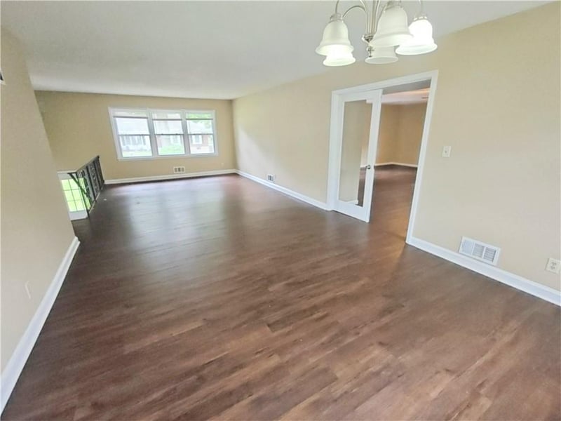 3900 Hands St, Independence, MO 64055