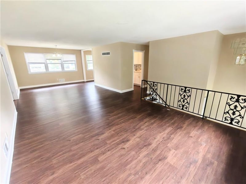 3900 Hands St, Independence, MO 64055