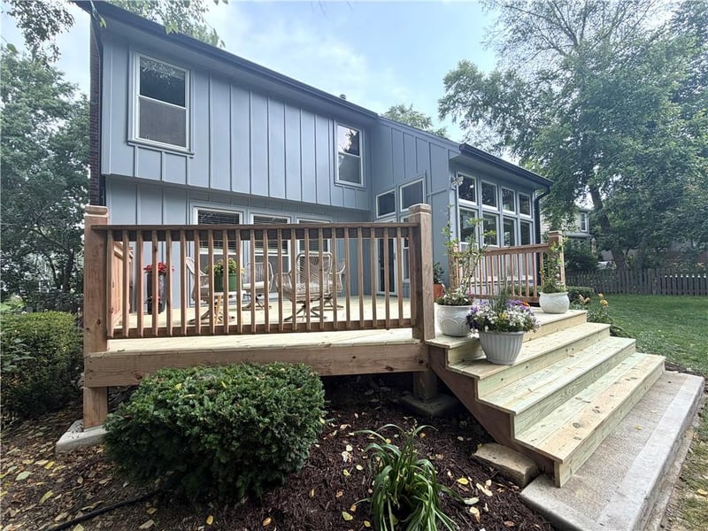 12531 Connell St, Overland Park, KS 66213