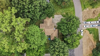 5048 N Olive St, Kansas City, MO 64118