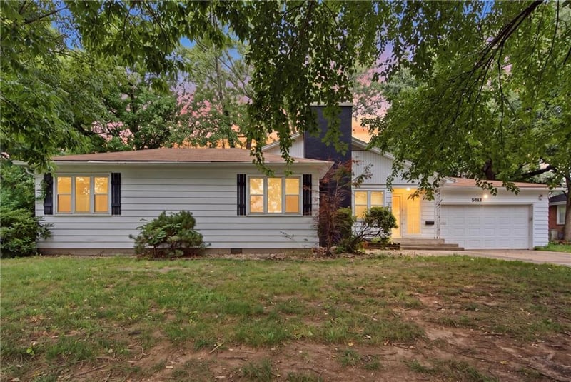 5048 Olive St, Kansas City, MO 64118