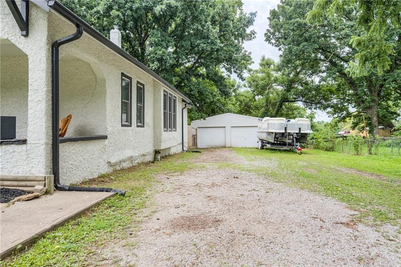 6033 Edith Ave, Kansas City, KS 66104