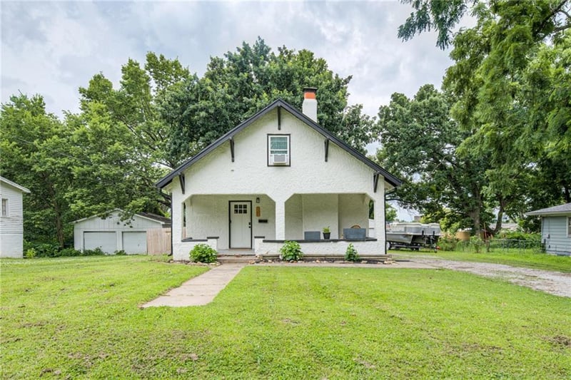 6033 Edith Ave, Kansas City, KS 66104