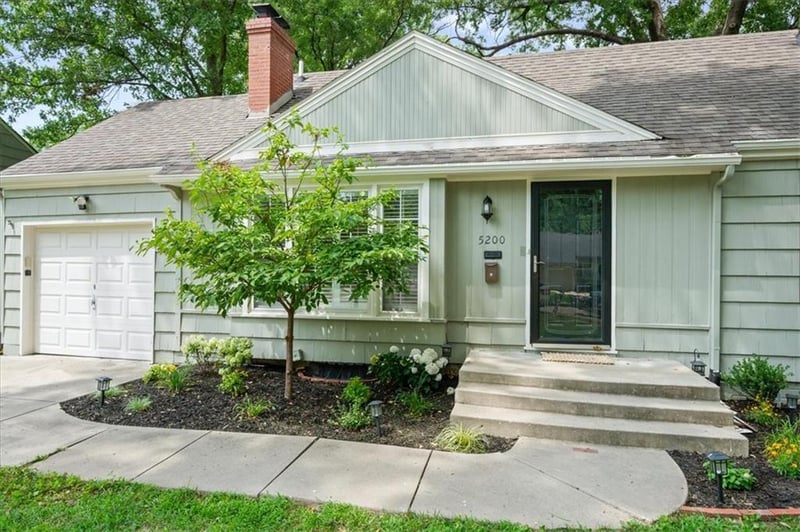 5200 72nd St, Prairie Village, KS 66208