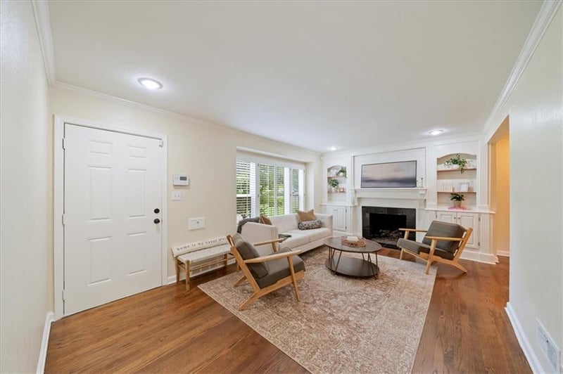 5200 72nd St, Prairie Village, KS 66208