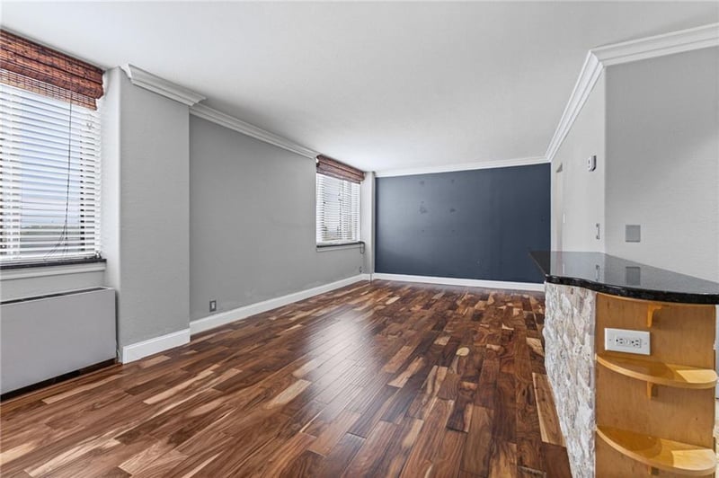 700 8th St #4E, Kansas City, MO 64106