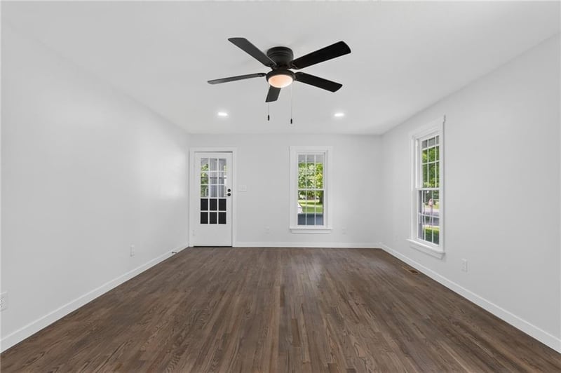 213 Ada St, Norborne, MO 64668